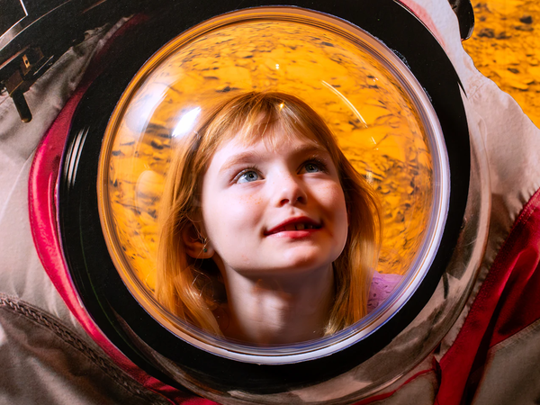 Spacesuit - Girl
