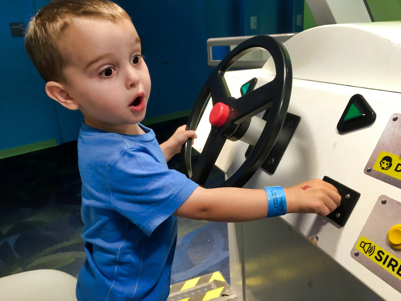 Health Lab Ambulance - Boy